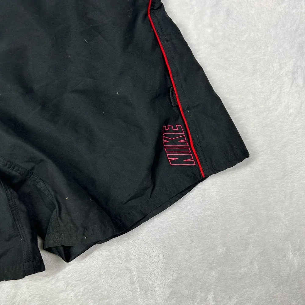 Nike Board‎ Shorts Men's Black Red Mesh Liner Elastic Waist Swim Trunks - Large